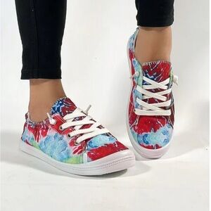 Women's Forever Link Tie Dye Flat Sneakers Lace Up Terry Knit Lining Sz 7